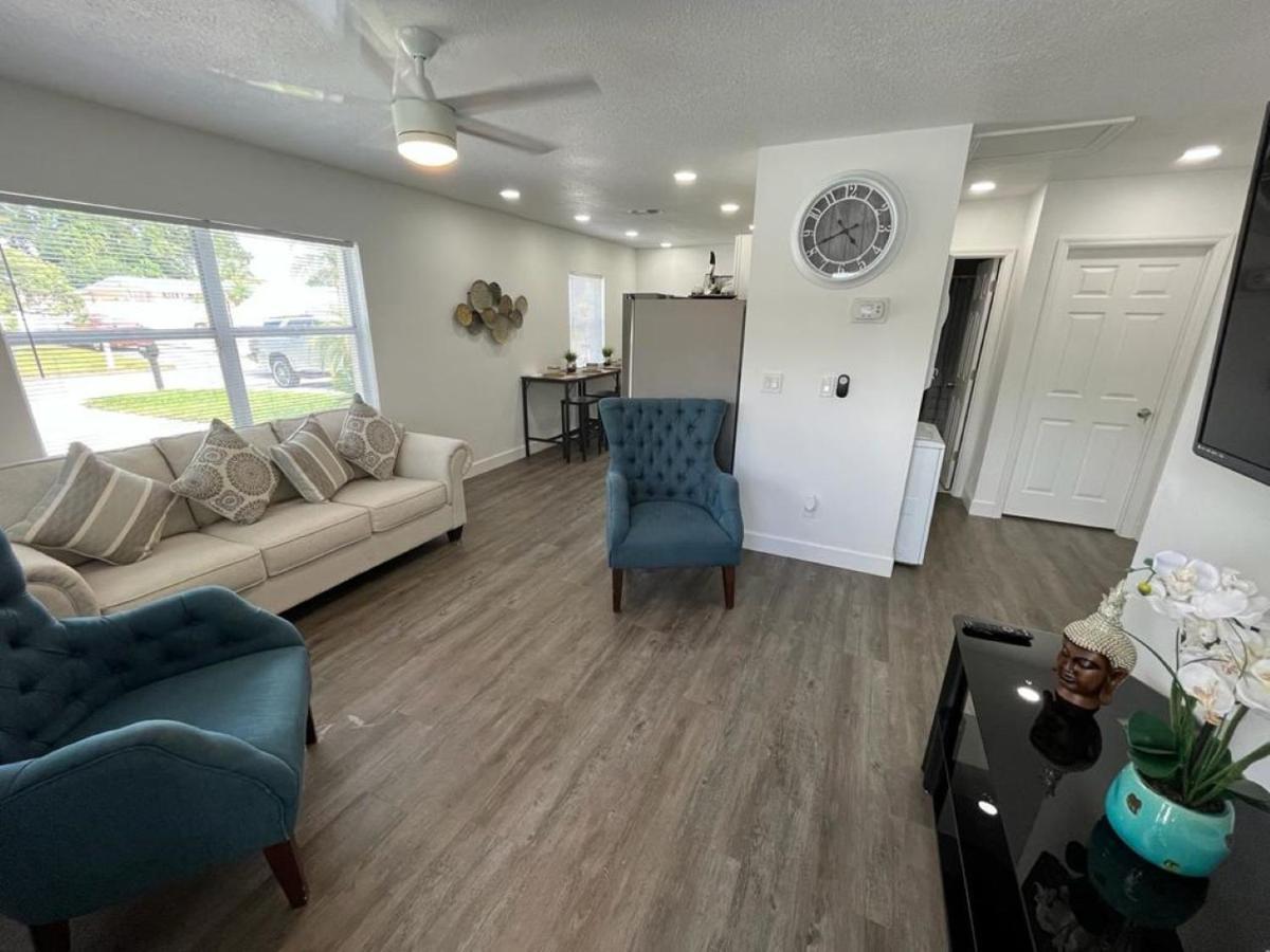 Incredible Comfortable Apartments Near The Airport And Beaches 탬파 외부 사진