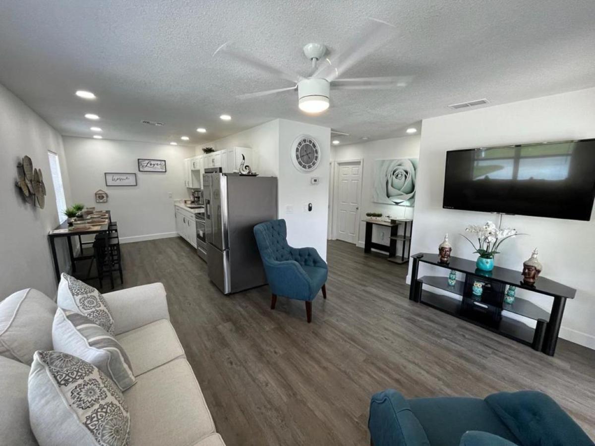 Incredible Comfortable Apartments Near The Airport And Beaches 탬파 외부 사진